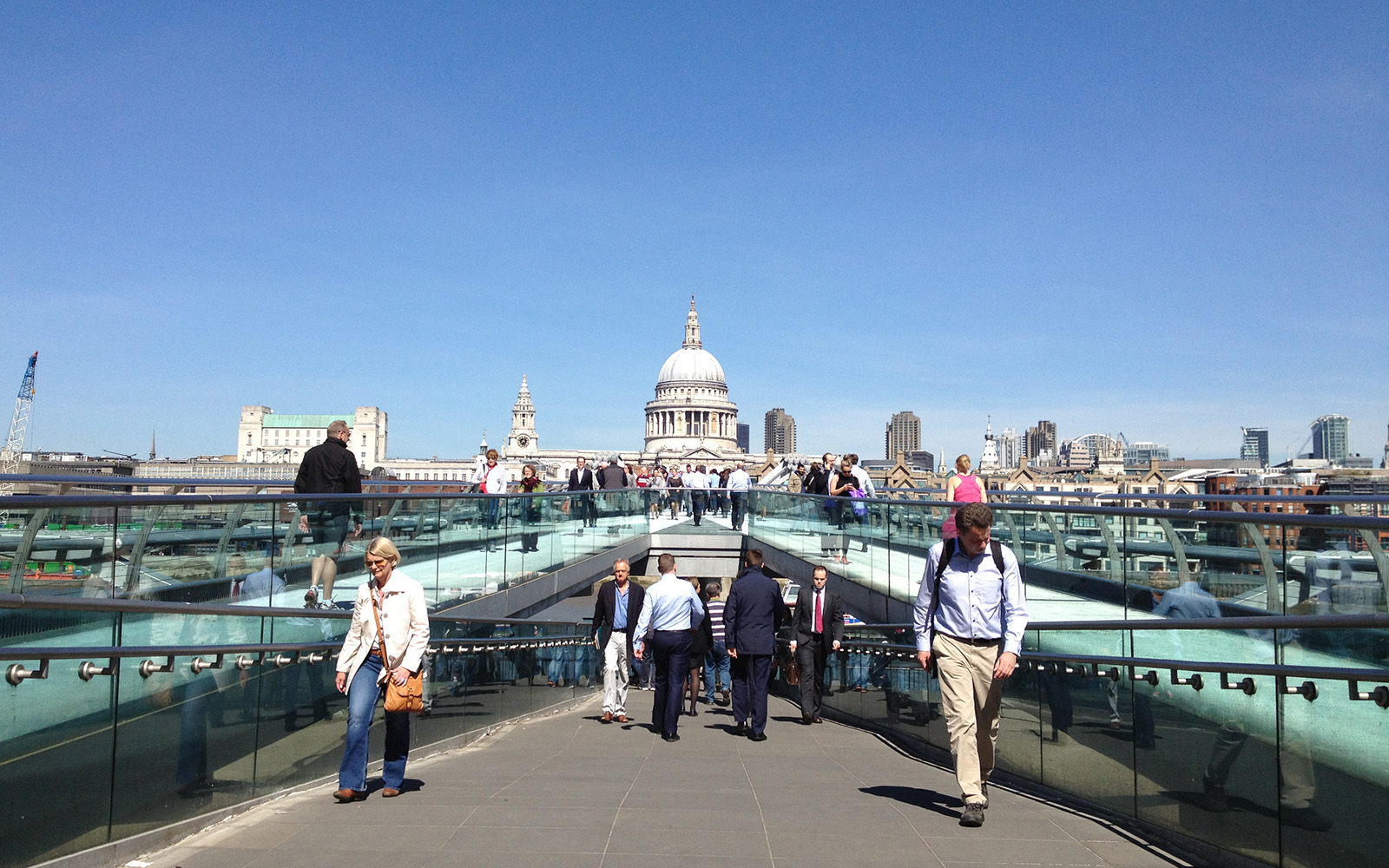 Millennium Bridge photo